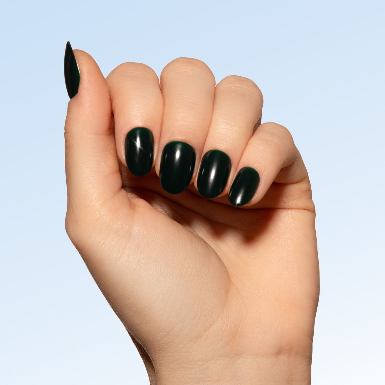deep green paznokcie zielone
