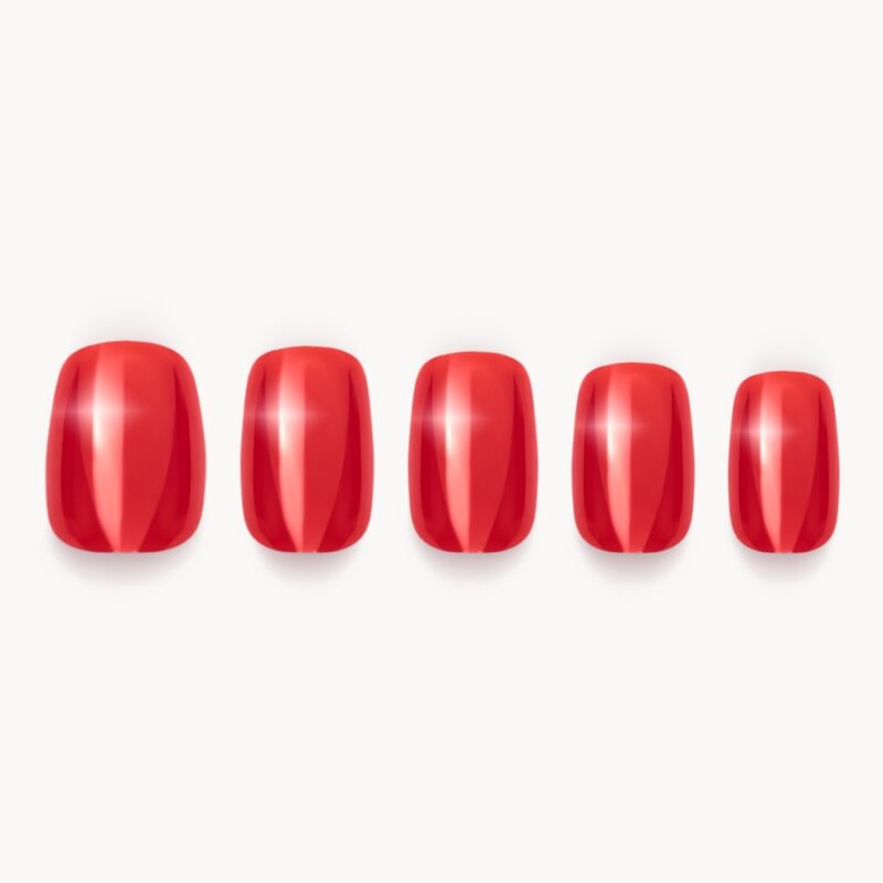paznokcie osobno 04.2025 juicy red