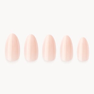 paznokcie osobno ballet pink almond