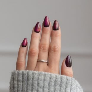 Witch hour paznokcie